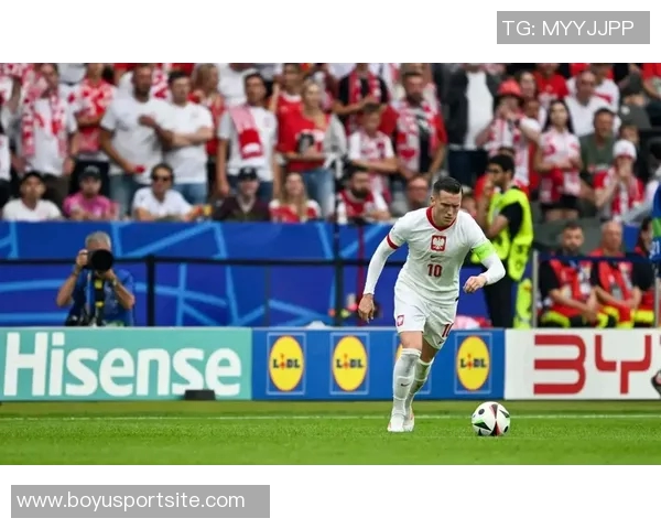 巴黎主场迎来本赛季第五场正式比赛首次失球令人遗憾 巴黎主场迎来本赛季第五场正式比赛首次失球令人遗憾