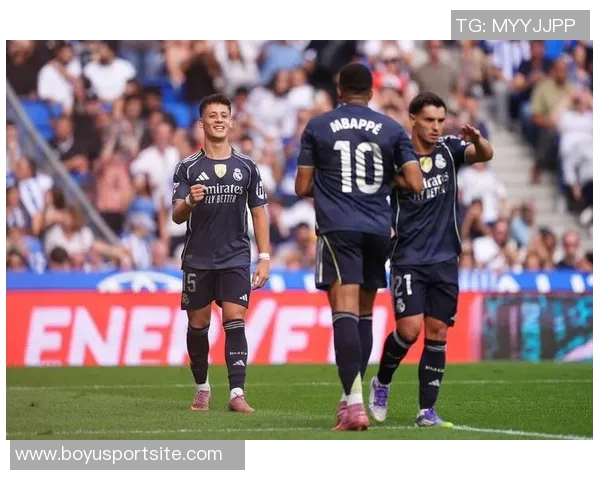 姆巴佩欧冠历史射手榜第六位追赶劳尔目标12球挑战新高 姆巴佩欧冠历史射手榜第六位追赶劳尔目标12球挑战新高