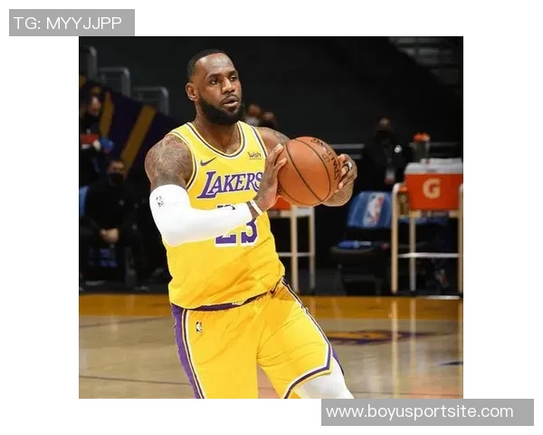 基德透露浓眉小腿恢复良好今日缺阵因健康问题而非伤病 基德透露浓眉小腿恢复良好今日缺阵因健康问题而非伤病