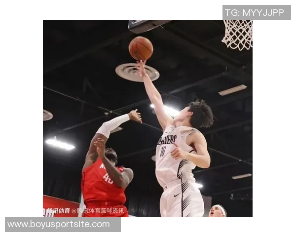 杨瀚森本季表现稳健6场比赛场均贡献3分15板命中率达375 杨瀚森本季表现稳健6场比赛场均贡献3分15板命中率达375