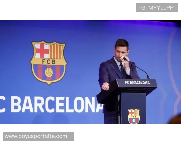 梅西夜访诺坎普引发猜测巴萨未派人参与或因球员临时决定