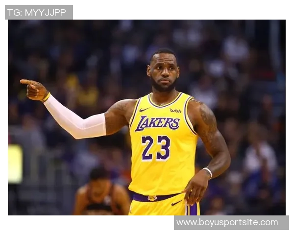 詹姆斯自信回应适配能力为何引发外界质疑令人费解