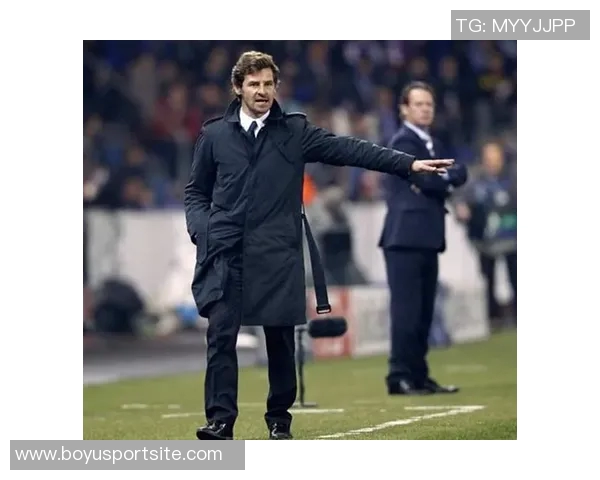 斯帅初期执教风格趋于稳健小杨在场上获得机会或将受限 斯帅初期执教风格趋于稳健小杨在场上获得机会或将受限