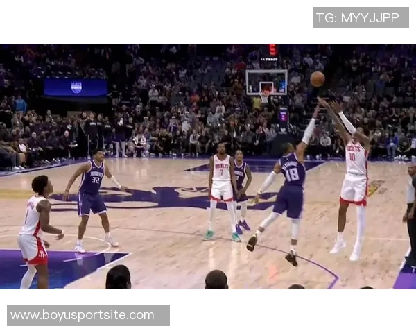 乌度卡直言球队失误频繁对手展现强大身体对抗能力 乌度卡直言球队失误频繁对手展现强大身体对抗能力