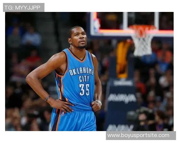 杜兰特雷霆时期荣誉与得分对比分析与后期成就的反思 杜兰特雷霆时期荣誉与得分对比分析与后期成就的反思